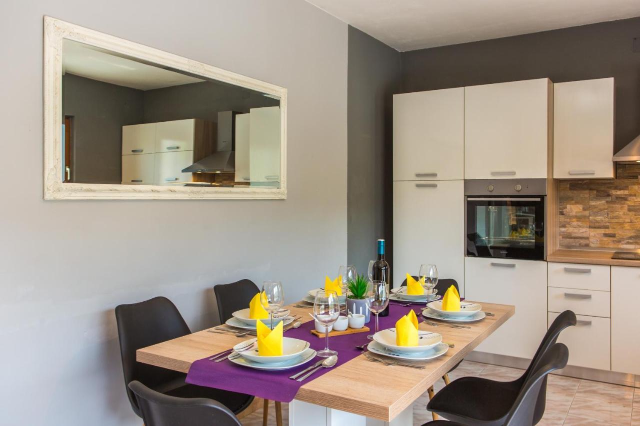 Holiday Home Villa Marija Radosic  Kültér fotó