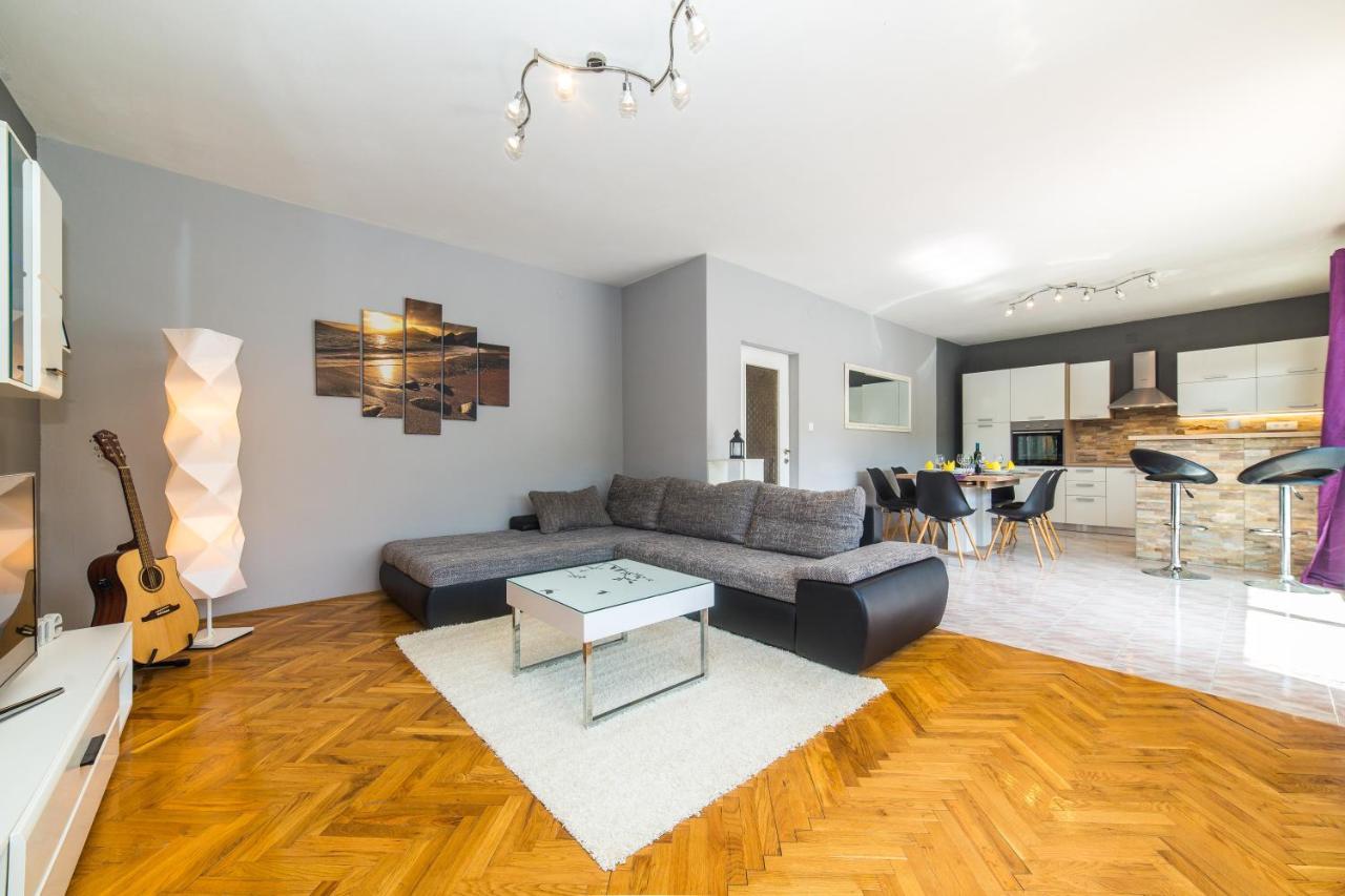 Holiday Home Villa Marija Radosic  Kültér fotó